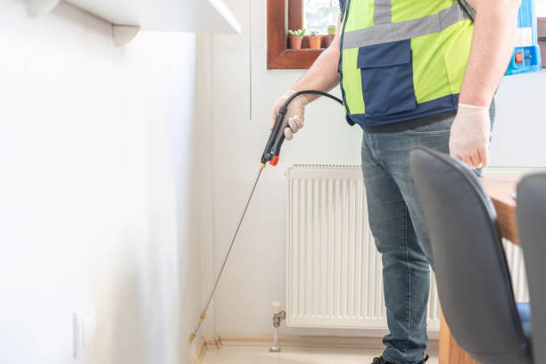 Best Local Pest Control Services  in Smiths Station, AL